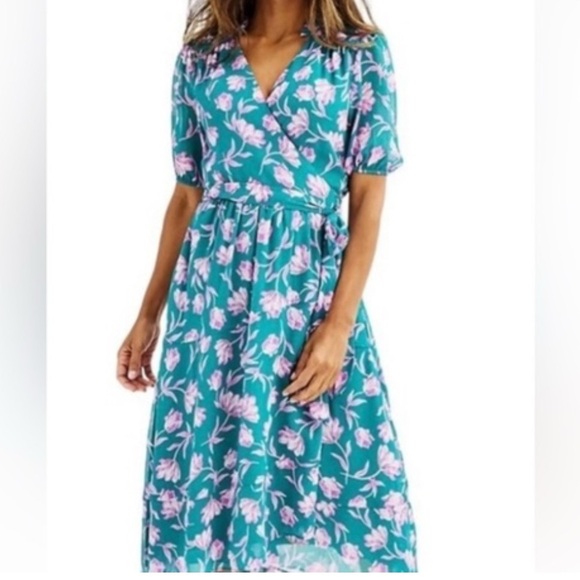Draper James Dresses & Skirts - Draper James womans Floral Teal and purple midi Dress size M